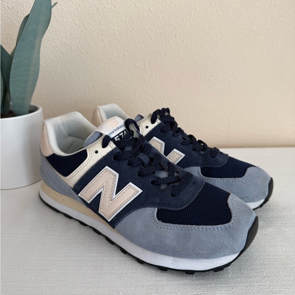 New Balance 574 Blue and Cream Casual Sneakers - Picture 5 of 14